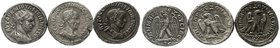 Lots antiker Münzen
Römer
Provinzialröm. Münzen
3 versch. Tetradrachmen von Antiochia ad Orontem: Philippus Arabs, Philippus II., Trajan Decius.
m...