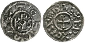 Karolinger
Karl der Große, 786-814
Pfennig o.J. Toulouse. +TOLVSA (liegendes S). Karolus-Monogramm/+CARLVS REX FR. Kreuz.
sehr schön, etwas Belag, ...