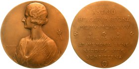 Ausländische Münzen und Medaillen
Belgien
Leopold III., 1934-1950
Bronzemedaille 1935 von Devreese. Auf den Tod der Königin Astrid (1905-1935). 70 ...