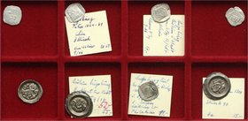 Altdeutsche Münzen und Medaillen
Augsburg-Bistum
Lots
Schuber mit 8 mittelalterlichen Pfennigen, davon 3 Brakteaten. Teils mit alten Beschreibungsz...