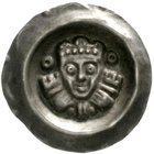 Altdeutsche Münzen und Medaillen
Schongau
Ludwig II., 1268-1294
Brakteat 1270/1280. Königsbrb., zwei Türme haltend, seitlich je ein Ringel.
vorzüg...