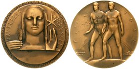 Medaillen
Ausstellungen
Belgien, Brüssel
Bronzemedaille 1958 von Rau, auf die allgemeine internat. Ausstellung. Frauenbüste v.v. mit Ähre/ Zwei nac...