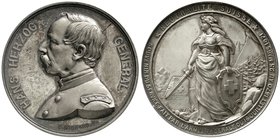 Medaillen
Militär, Schweiz
Silbermedaille 1871 auf General Hans Herzog. 51 mm, 66,5 g.
vorzüglich, schöne Patina, kl. Graffito