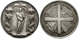 Medaillen
Militär, Schweiz
Silbermedaille 1886 v. H. Bovy, a.d. 500-Jahrfeier der Schlacht von Sempach. Der stehende Arnold von Winkelried in Archit...