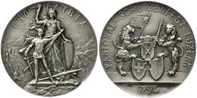 Medaillen
Schützenmedaillen, Schweiz, Luzern
Silbermedaille 1894 von Hantz / Kauffmann. a.d. Kantonal-Schützenfest. "Pro Patria". 45 mm, 39,8 g.
ma...