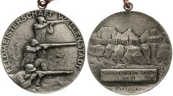 Medaillen
Schützenmedaillen, Schweiz, St. Gallen
Silbermedaille o.J. a.d. Feldmeisterschaft in Wallenstadt. 50 mm, 49,9 g.
vorzüglich, kl. Flecken,...