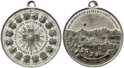 Medaillen
Schützenmedaillen, Schweiz, Zug
Zinnmedaille 1869 z. Erinnerung a.d. Eidgenössische Schützenfest. 41 mm
vorzüglich, mitgeprägte Öse