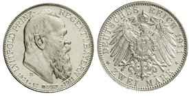 Reichssilbermünzen J. 19-178
Bayern
Luitpold 1911-1912
2 Mark 1911 D. Zum 90 jähr. Geb. m. Lebensdaten.
Polierte Platte, min. berührt