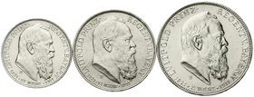Reichssilbermünzen J. 19-178
Bayern
Luitpold 1911-1912
3 Stück: 2, 3 und 5 Mark 1911 D. Zum 90 jähr. Geb.
vorzüglich bis prägefrisch