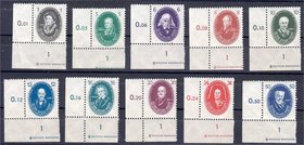 Briefmarken
Deutschland
Deutsche Demokratische Republik
Akademie 1950. Kompletter Satz vom Eckrand unten links mit Teil Druckerzeichen "Signet, DEU...
