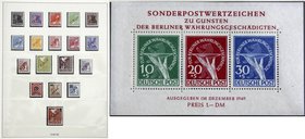 Briefmarken
Lots und Sammlungen
Berlin: Tolle postfrische Sammlung in 3 Lindner-Falzlos-Vordruckalben. 1948 bis 1990 komplett. Dabei Schwarz- und Ro...