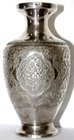 Varia
Silber
Iran
Persische Silbervase mit feiner Ornamentalverzierung. Silber 84 zolotniki (875/1000), signiert von dem Silberschmied Bagher Parva...