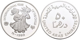 United Arab Emirates. 50 dirhams. 1400 H (1980). (Km-7). Ag. 27,22 g. International year of the Child. PR. Est...40,00.