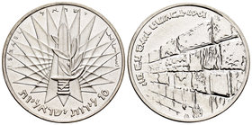 Israel. 10 lirot. 1967. (Km-49). Ag. 26,00 g. UNC. Est...30,00.