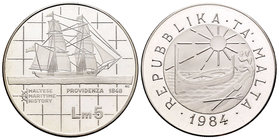 Malta. 5 liri. 1984. (Km-70). Ag. 20,00 g.  Barco "Providenza". PR. Est...35,00.