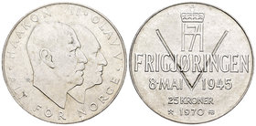 Norway. 25 coronas. 1970. (Km-414). Ag. 29,12 g. 25º Aniversario de la Liberación. Haakon VII - Olav V. UNC. Est...25,00.