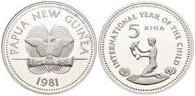 Papua New Guinea. 5 kina. 1981. (Km-15). Ag. 28,28 g. International Year of the Child. PR. Est...25,00.