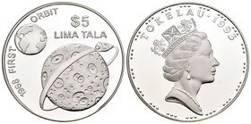 Tokelau. Elizabeth II. 5 dollars. 1993. (Km-16). Ag. 27,21 g. 25th Anniversary. First Orbit. PR. Est...30,00.