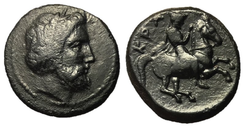 Thessaly, Krannon, 350 - 300 BC
AE Dichalkon, 19mm, 5.33 grams
Obverse: Laurea...