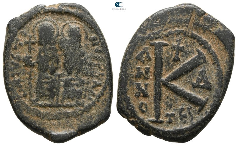 Justin II and Sophia AD 565-578. Thessalonica
Half follis Æ

24 mm., 6.26 g....
