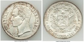Republic Pair of Uncertified 5 Bolivares, 1) 5 Bolivares 1929-(p) - AU, KM-Y24.2. 2) 5 Bolivares 1936 - UNC, KM-Y24.2. Sold as is, no returns.

HID098...