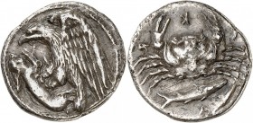 GRÈCE. Sicile, Agrigente (410-406 av. J.C). Hemidrachme. Av. Aigle à gauche tenant un lièvre dans ses serres. Rv. Poisson à droite sous un crabe. SNG ...
