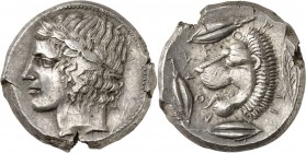 GRÈCE. Sicile, Leontini (430-425 av. J.C). Tétradrachme. Av. Tête laurée d'Apollon à gauche. Rv. Tête de lion à gauche, la gueule ouverte, au pourtour...