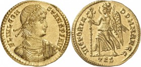 EMPIRE ROMAIN. Constans (337-350). Solidus, Thessalonique. Av. Buste drapé et cuirassé à droite. Rv. Victoire debout à gauche. RIC. 25. 4,46 grs. Rare...