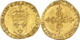 FRANCE. Henri III (1574-1589). Écu d’or au soleil 1581, Montpellier. Av. Écu de France couronné. Rv. Croix fleurdelisée, un quadrilobe en coeur. Dup. ...