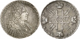 RUSSIE. Pierre II (1727-1730). Rouble 1728, Moscou. Av. Buste drapé et lauré à droite. Rv. Date dans une croix formée de quatre Π sous quatre couronne...