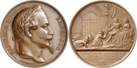 THAÏLANDE. Napoléon III (1852-1870). Médaille en bronze, frappée à l'occasion de la réception des ambassadeurs des rois du Siam au château de Fontaine...