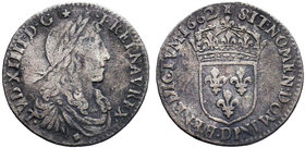 LOUIS XIV "THE SUN KING" 1662.

Condition: Very Fine

Weight: 2.18 gr
Diameter: 20 mm