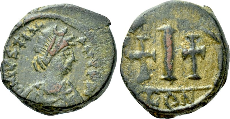 JUSTINIAN I (527-565). Decanummium. Constantinople. 

Obv: DN IVSTINIANVS PP A...