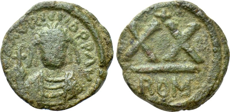 MAURICE TIBERIUS (582-602). Half Follis. Rome or uncertain military mint. 

Ob...