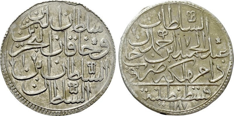 OTTOMAN EMPIRE. Abdul Hamid I (AH 1187-1203 / AD 1774-1789). Zolota. Kostantiniy...