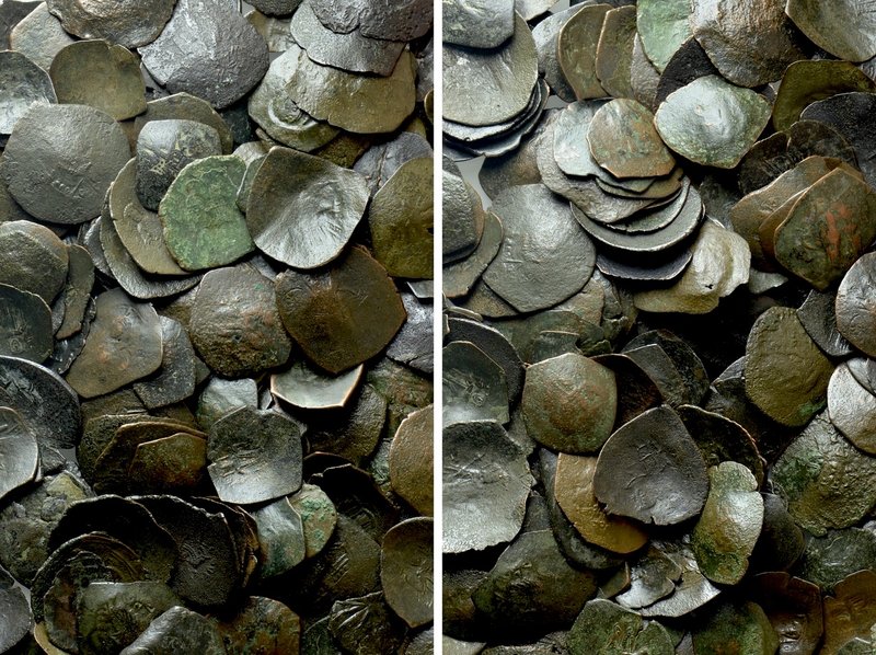 Circa 200 Late Byzantine Coins. 

Obv: .
Rev: .

. 

Condition: see pictu...