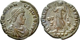 GRATIAN (367-383). Follis. Lugdunum.