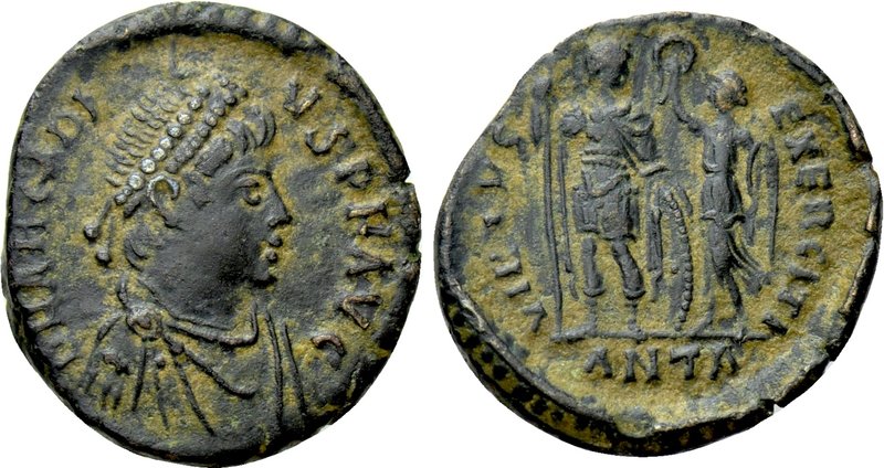 ARCADIUS (383-408). Ae. Antioch. 

Obv: D N ARCADIVS P F AVG. 
Diademed, drap...