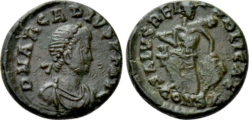 ARCADIUS (383-408). Ae. Constantinople. 

Obv: DN ARCADIVS P F AVG. 
Diademed...