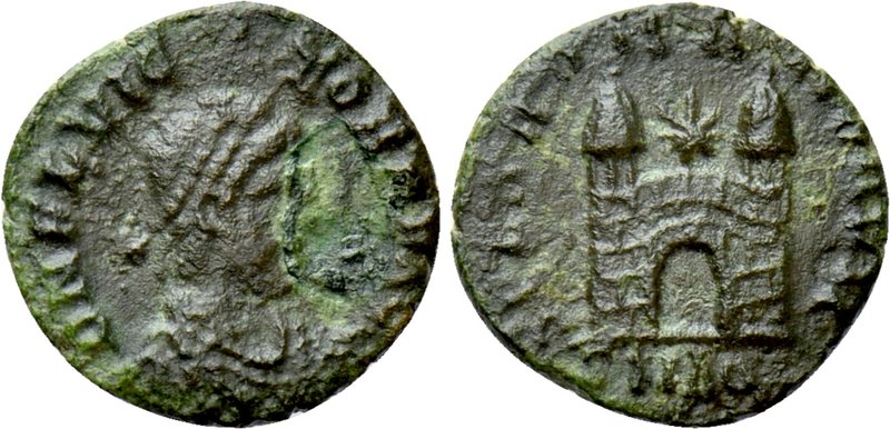 FLAVIUS VICTOR (387-388). Ae. Aquileia. 

Obv: DN FL VICTOR PF AVG. 
Diademed...