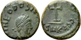 THEODOSIUS II (402-450). Nummus. Cyzicus.