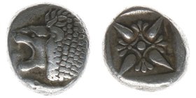 GRIECHEN Ionien - Milet

Obol = 1/12 Stater ca. 500 BC
Löwenprotome / Blütenornament
1,19 Gramm, vz