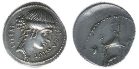 ROM Republik Q. Cassius Longinus 55 BC

Denar
Libertas /Tempel der Vesta
selten, Cr.428/2, 4,01 Gramm, -vz