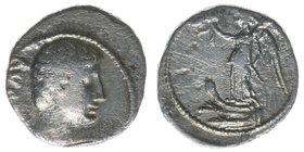 ROM Kaiserzeit 
Augustus 63 v. Chr. - 14 n. Chr.
Quinar
1,72 Gramm, selten, ss