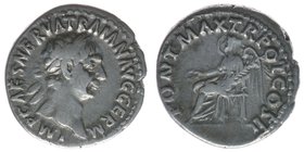 ROM Kaiserzeit
Traianus 98-117
Denar
IMP CAES NERVA TRAIAN AVG GERM / PONT MAX TR POT COS II
Kampmann 27.56, 3,50 Gramm, ss