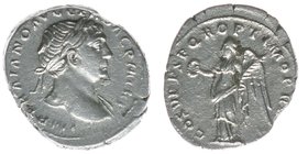 ROM Kaiserzeit Traianus 98-117
Denar
IMP TRAIANO AVG GER DAC P M TR P / COS V P P SPQR OPTIMO PRINC
Kampmann 27.32, 3,41g, ss