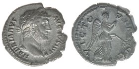 ROM Kaiserzeit
Hadrianus 117-138

Denar
3.28 Gramm, ss+