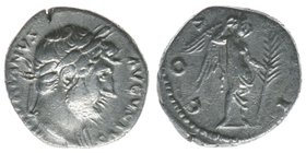 ROM Kaiserzeit
Hadrianus 117-138
Denar
HADRIANVS AVGVSTVS / COS III
Kampmann 32.54, 2,71 Gramm, ss