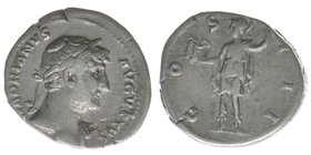 ROM Kaiserzeit Hadrianus 117-138

Denar
HADRIANVS AVGVSTVS / COS III
Hadrian eine Statuette der Victoria haltend
3,28 Gramm, ss