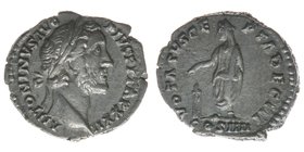 ROM Kaiserzeit Antoninus Pius 138-161
Denar
ANTONINVS AVG PIVS P F TR P XXII / VOTA SVSCEPTA DEC III / COS IIII
Der Kaiser nach links opfernd.
Kampman...